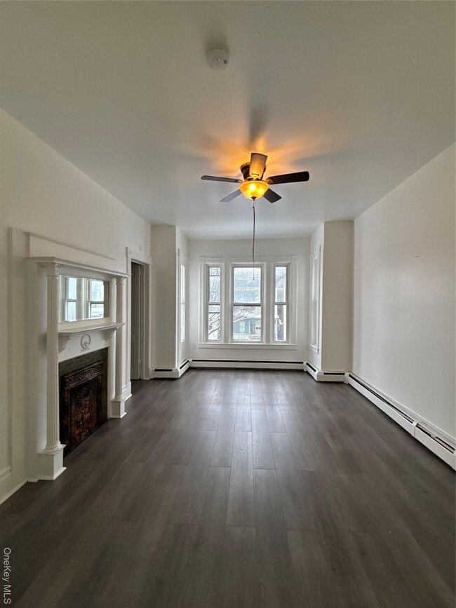 Building Photo - 135 5th Ave