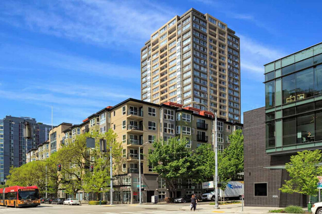Building Photo - 2515 4th Ave