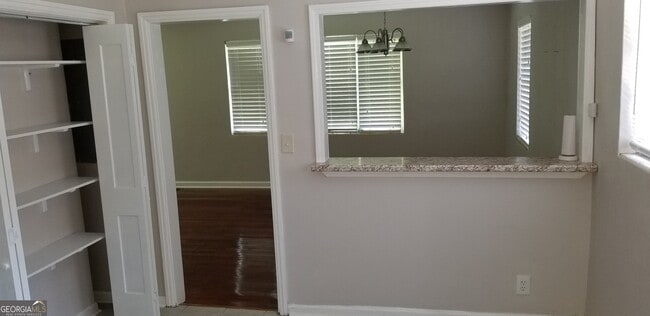 Building Photo - 1533 Alder Ln SW