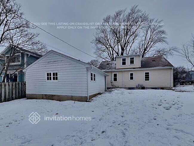 Building Photo - 6607 Logan Ave S