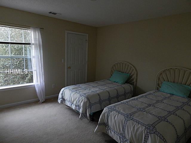 Second bedroom accommodates 2 single beds or even king - 100 Kensington Blvd