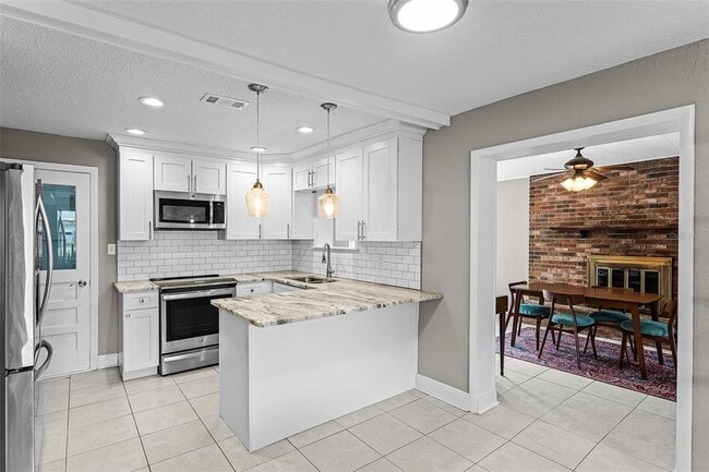 Building Photo - 3508 Midiron Dr