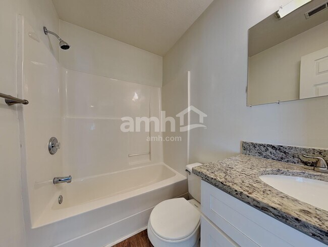 Building Photo - 5721 Gaboury Ln