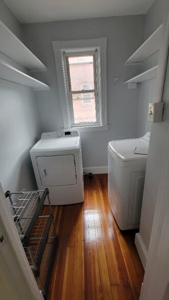 Building Photo - 119 Sisson Ave