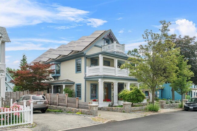 Building Photo - 43 Ackerman St