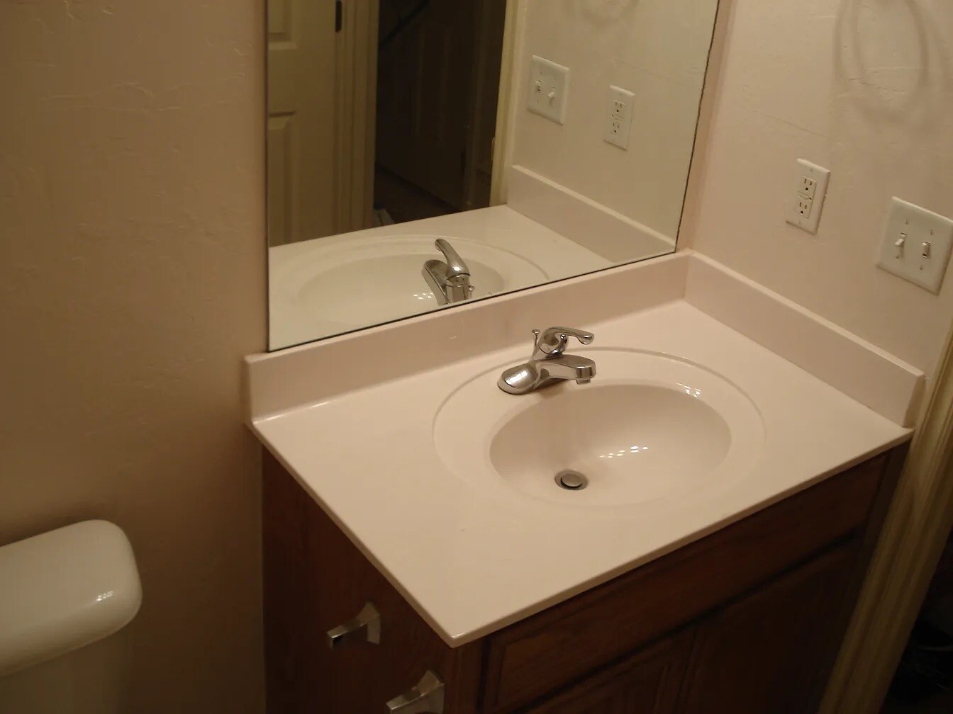 Building Photo - 413 Pinehurst drive