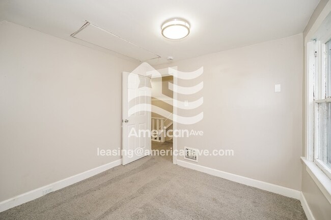 Building Photo - 2117 W 85th St