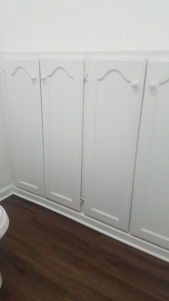 Bathroom - 2023 S Harcourt Ave