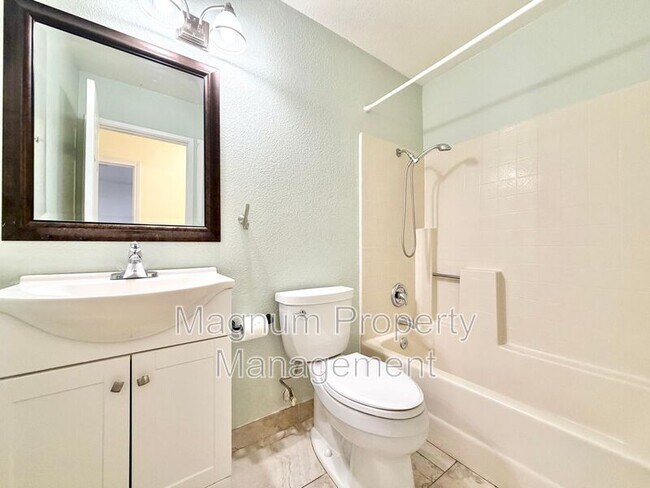 Building Photo - 25268 Shadescale Dr