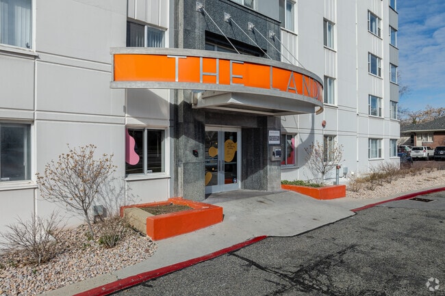 Alternate Community Image - Yugo Salt Lake City The Summit