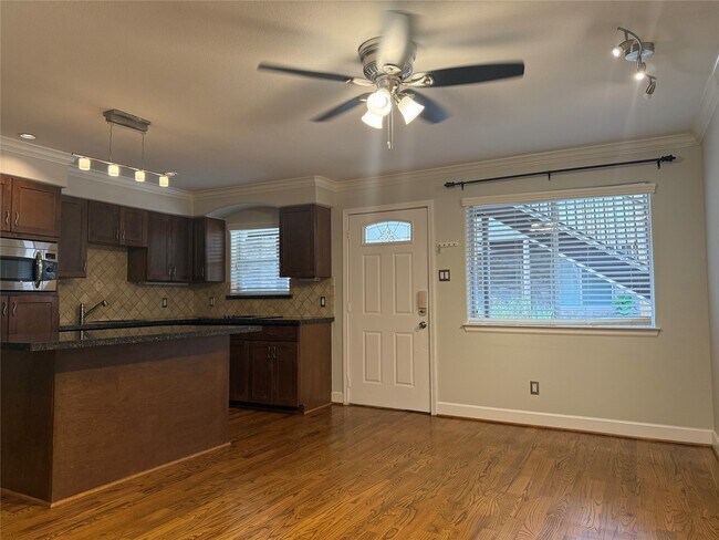 Building Photo - 1447 Heights Blvd