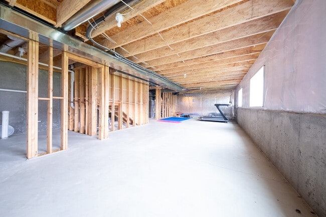 Building Photo - 18362 Greenstone Way