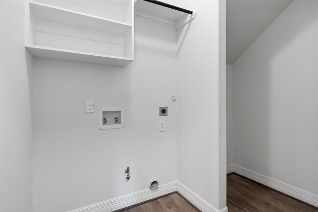 Building Photo - 3307 Avary River Ln