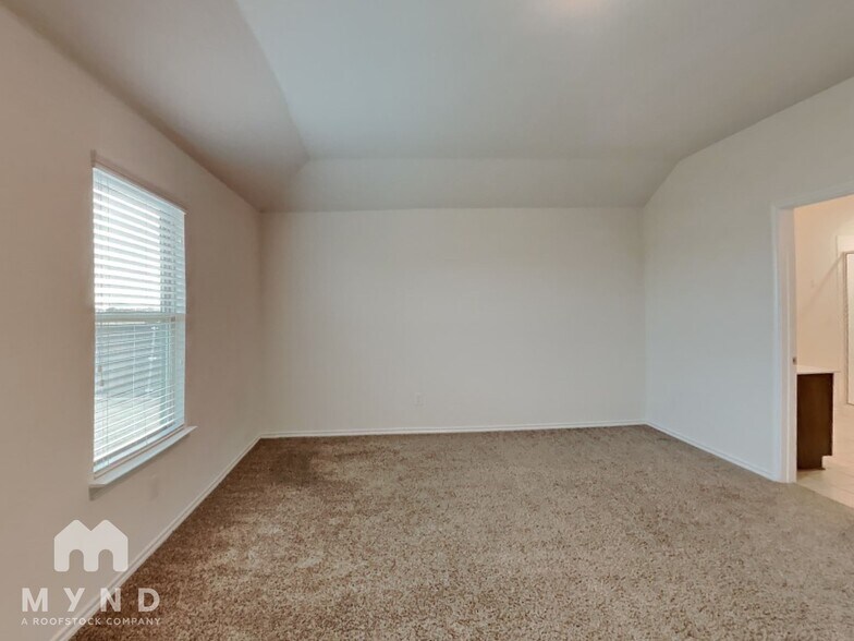 Building Photo - 4101 Black Canyon Dr