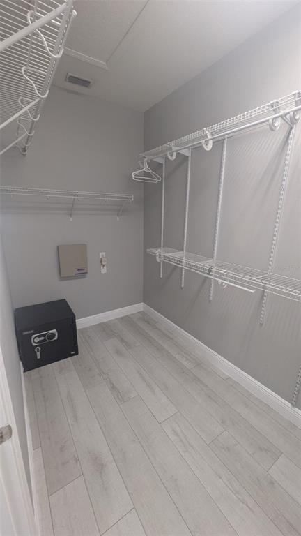 Building Photo - 3696 Parkridge Cir