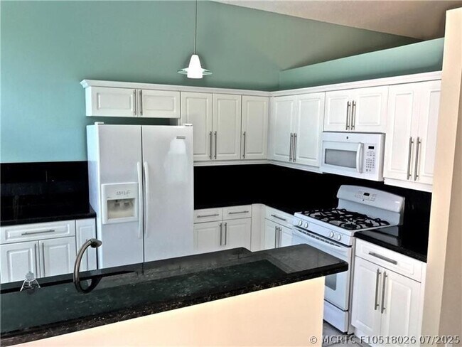 Building Photo - 9821 Red Heart Ln