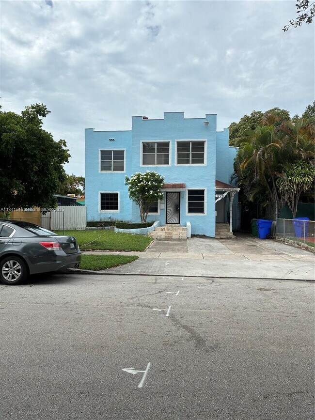 Primary Photo - 1776 SW 11th St