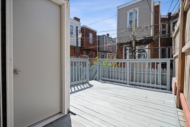 Building Photo - 3 bedroom 1 bath home in Cobbs Creek