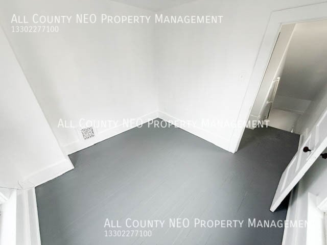 Building Photo - 518 Rentschler St