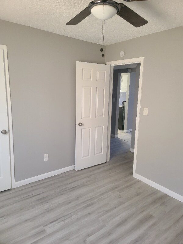 Building Photo - 215 Snead Dr