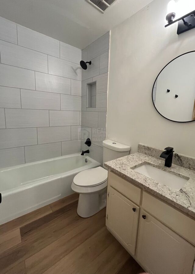 Building Photo - 30 Emery Way