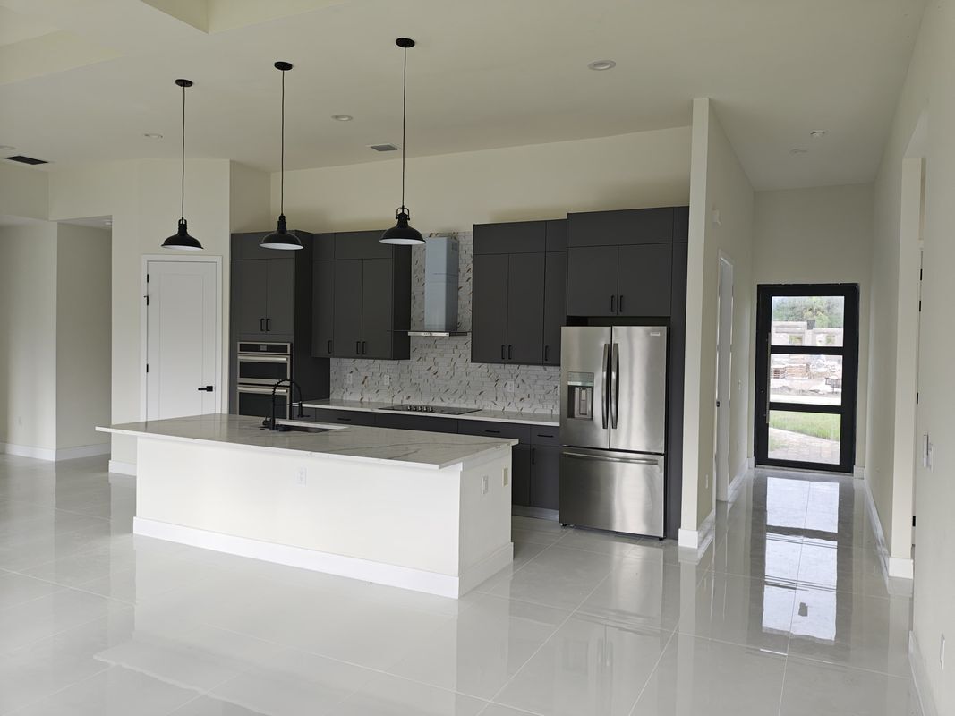 Building Photo - 267 Santa Marta St