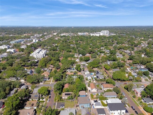 Building Photo - 2445 2nd Ave N