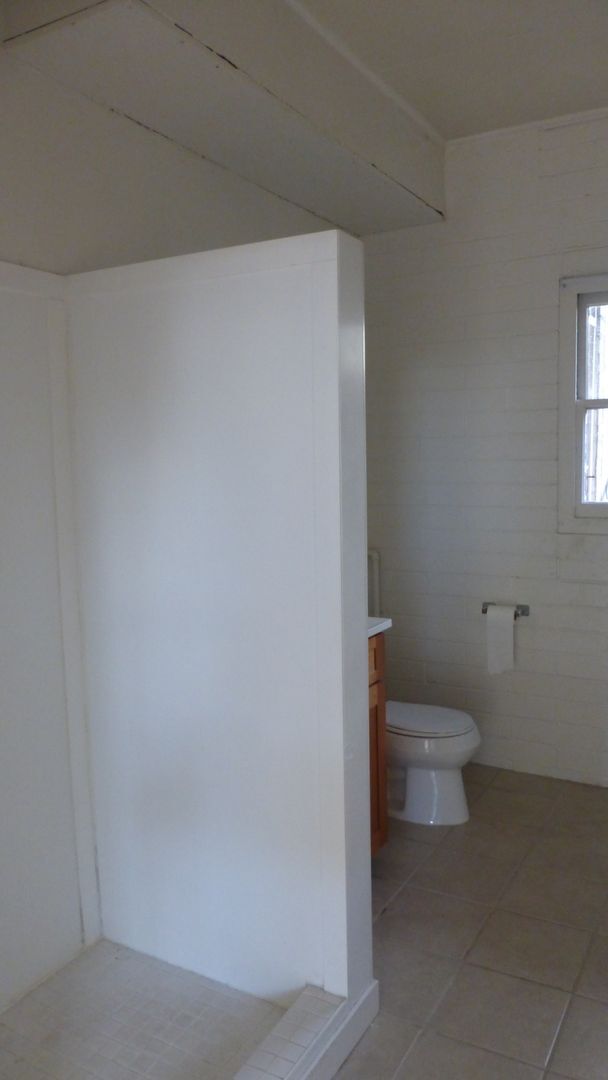Building Photo - Prime location in the heart of Makiki 2 Be...