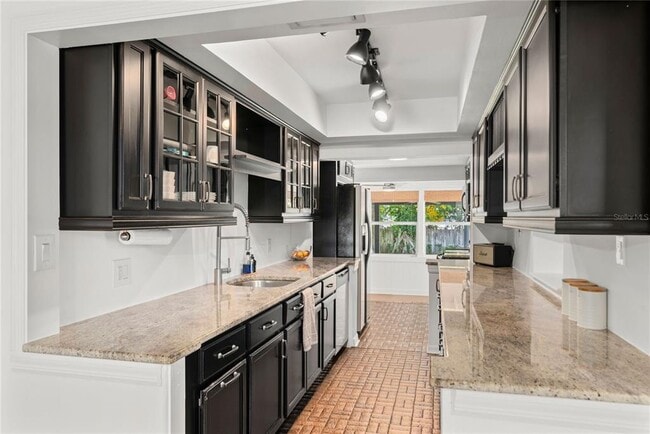 Building Photo - 1410 Osceola Ct