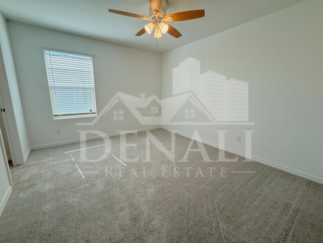 Building Photo - 11326 E Unger Ave