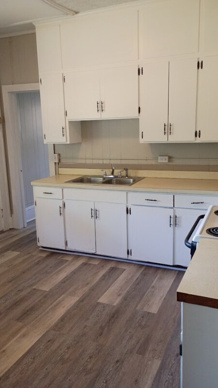 Building Photo - 2672 Cherry Ave