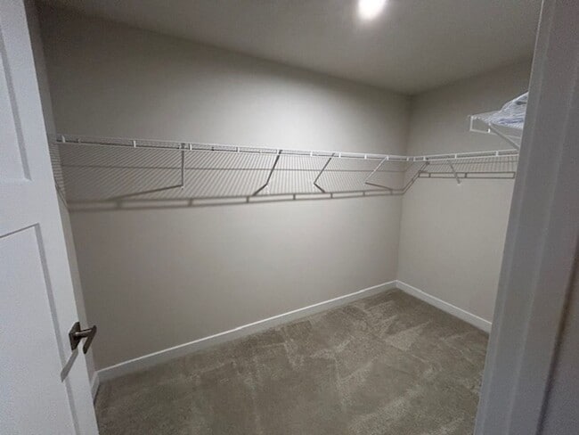 Building Photo - 2 Bed- 2 Bath + Dedicated Home Office - Single Family Home in Amherst