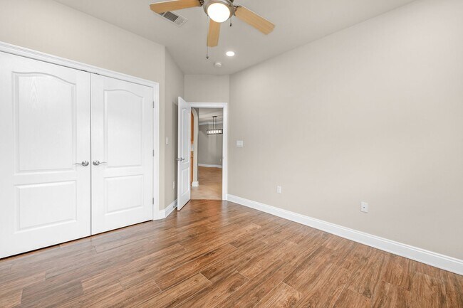 Building Photo - Luxury Living with Saltwater Pool, Florida Room & Generator