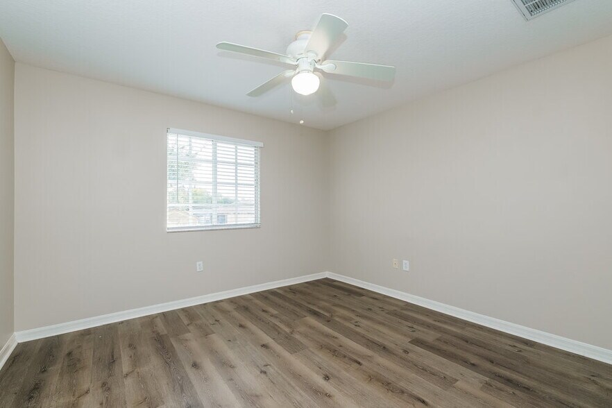 Building Photo - 1709 Pink Guara Ct