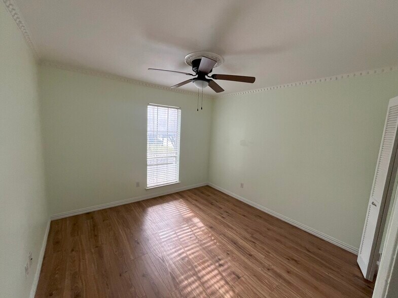 Second Bedroom - 4209 Avondale Ave