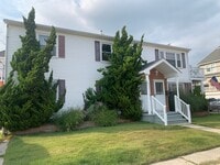 Building Photo - 5403 Edgewater Ave