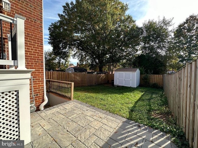 Building Photo - 4116 Duke St