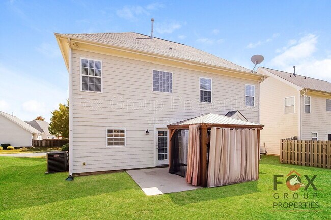 Building Photo - 9017 Socata Way