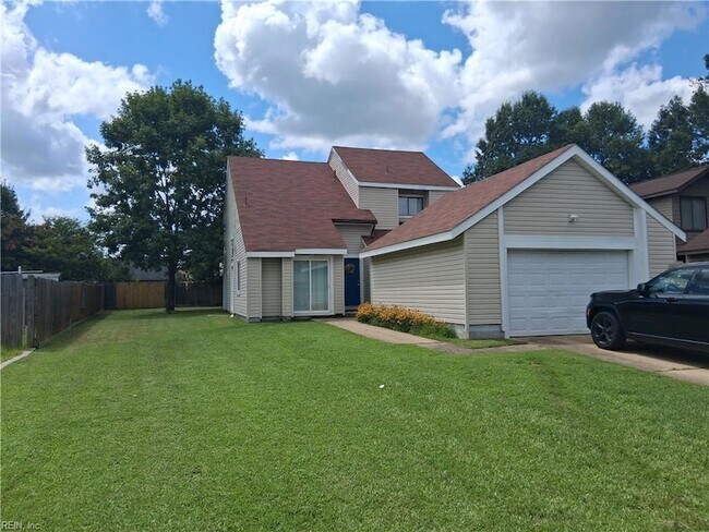 Building Photo - 1553 Bridle Creek Blvd