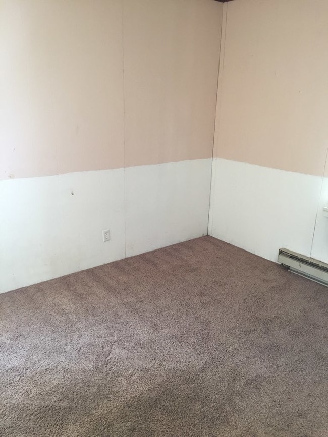 Building Photo - 23 Orchard Dr