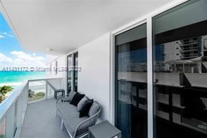 Building Photo - 1 br, 1 bath Condo - 2401 Collins Ave Apt ...