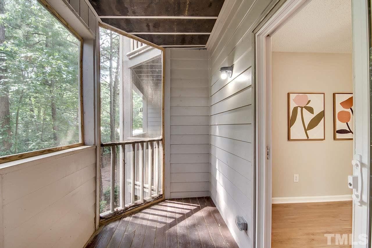 Building Photo - Room in Condo on Audubon Lake Dr