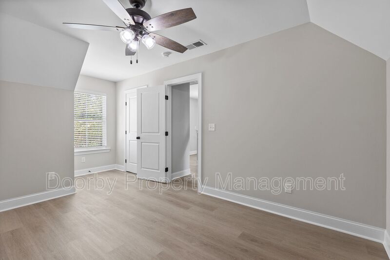 Building Photo - 36 Alden Ln