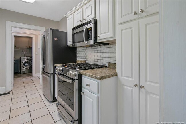 Building Photo - 209 N Churchill Dr