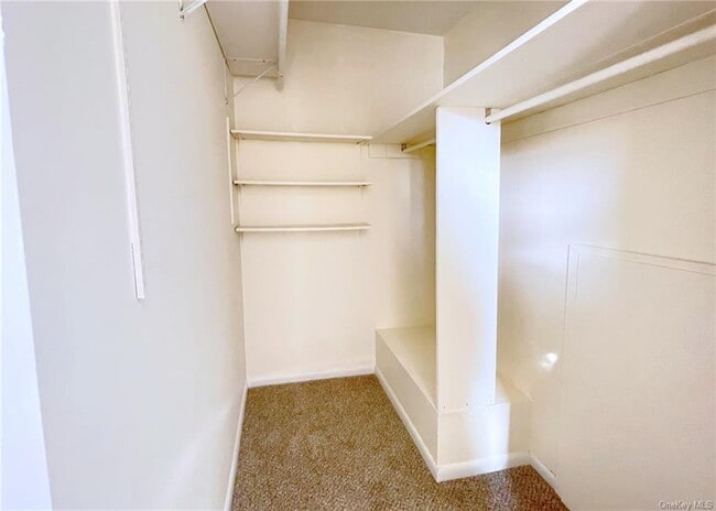 Building Photo - 550 4th St