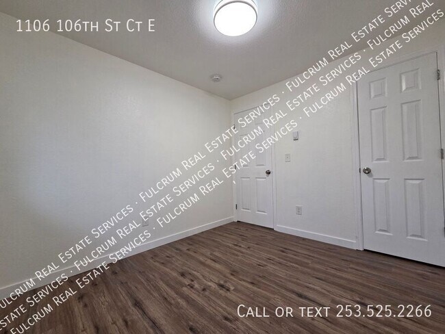 Building Photo - 1106 106th St Ct E