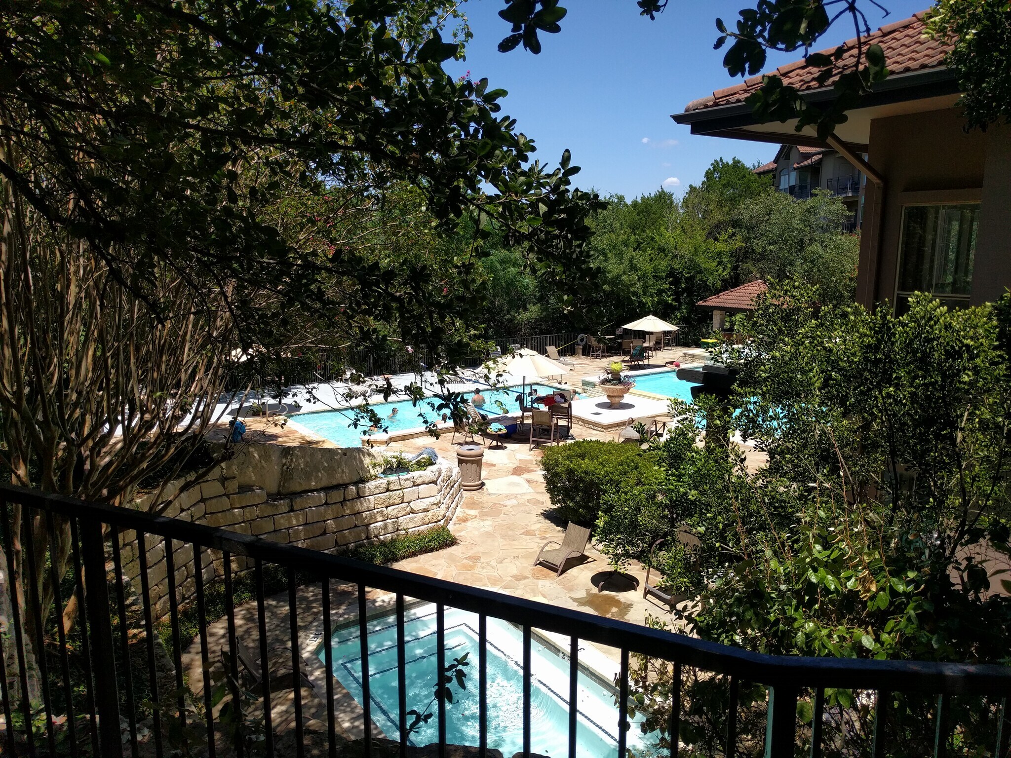 Pool and hot spa - 6000 Shepherd Mountain Cove
