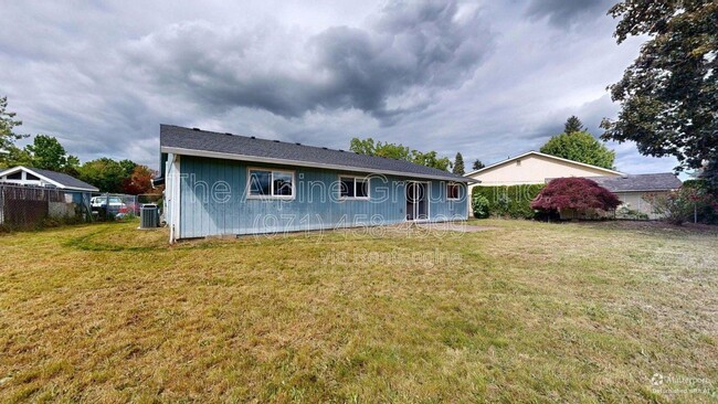 Building Photo - 2314 SE 53rd Ave