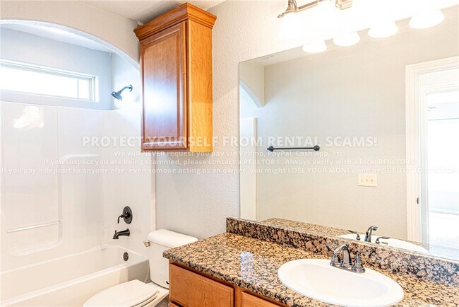 Building Photo - 3705 W Amour Dr