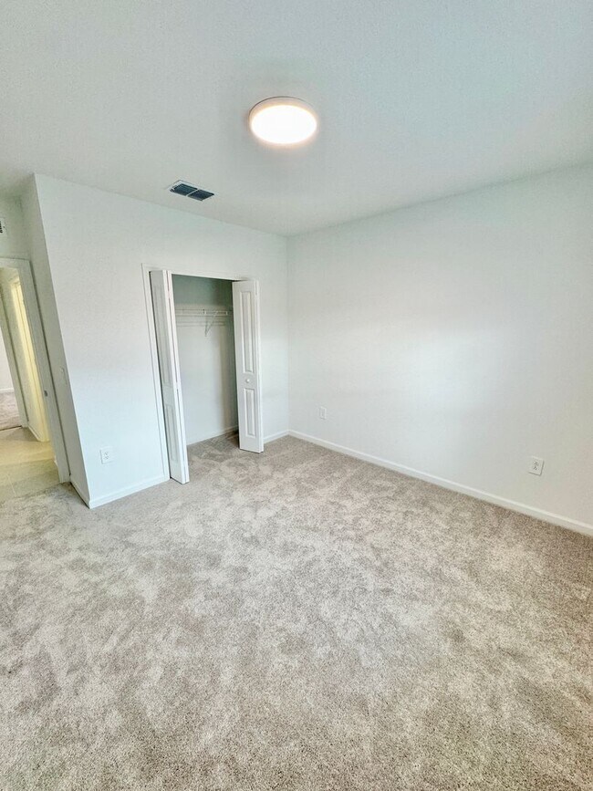 Building Photo - BRAND NEW HOME IN HIDDEN RIDEGE FOR RENT